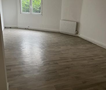 Location appartement - DOURGES - Photo 3