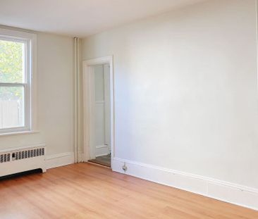 For Lease - 367 Dominion Avenue Unit# 1, Carlingwood - Westboro and... - Photo 5