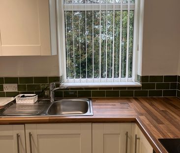 1 Bed Maisonette, Merton Towers, L20 - Photo 6