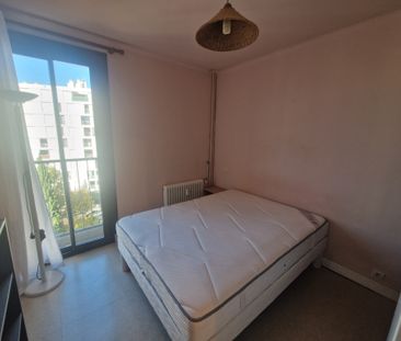 Location Appartement 3 pièces 63m² HYERES 83400 - Photo 4