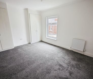 2 bedroom House To Let - Photo 3