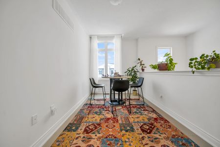 For Lease - 171 Great Falls Boulevard, Hamilton, Ontario - Photo 4