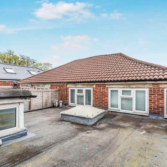 St. Marys Road, Southampton, Hampshire, SO14 - Photo 1
