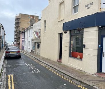 1 Bed Flat, Victoria Terrace, BN3 - Photo 6