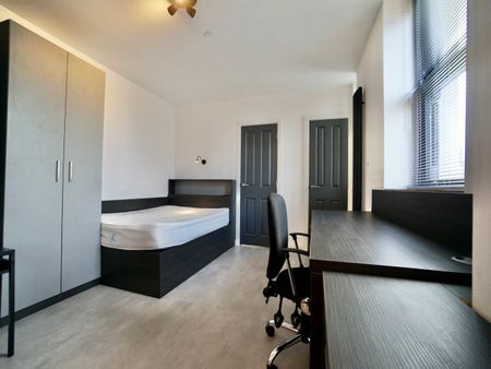 Studio 4, 207 High Street - Photo 4