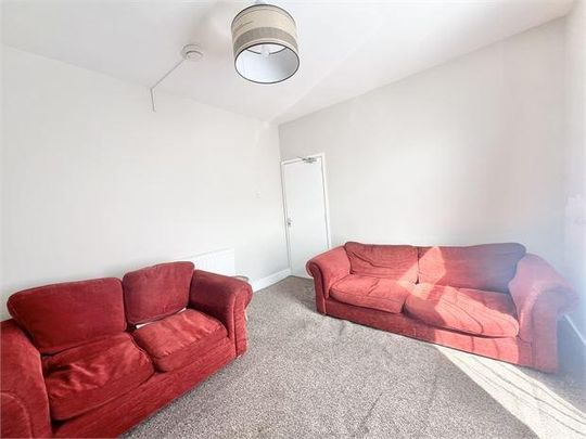 3 bedroom house share to rent - Photo 1