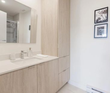 Spacious 3 1/2 Condo for Rent – Rubis Laval (9th Floor) - Photo 1