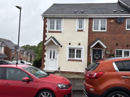 2 bedroom terraced house to rent - Photo 4