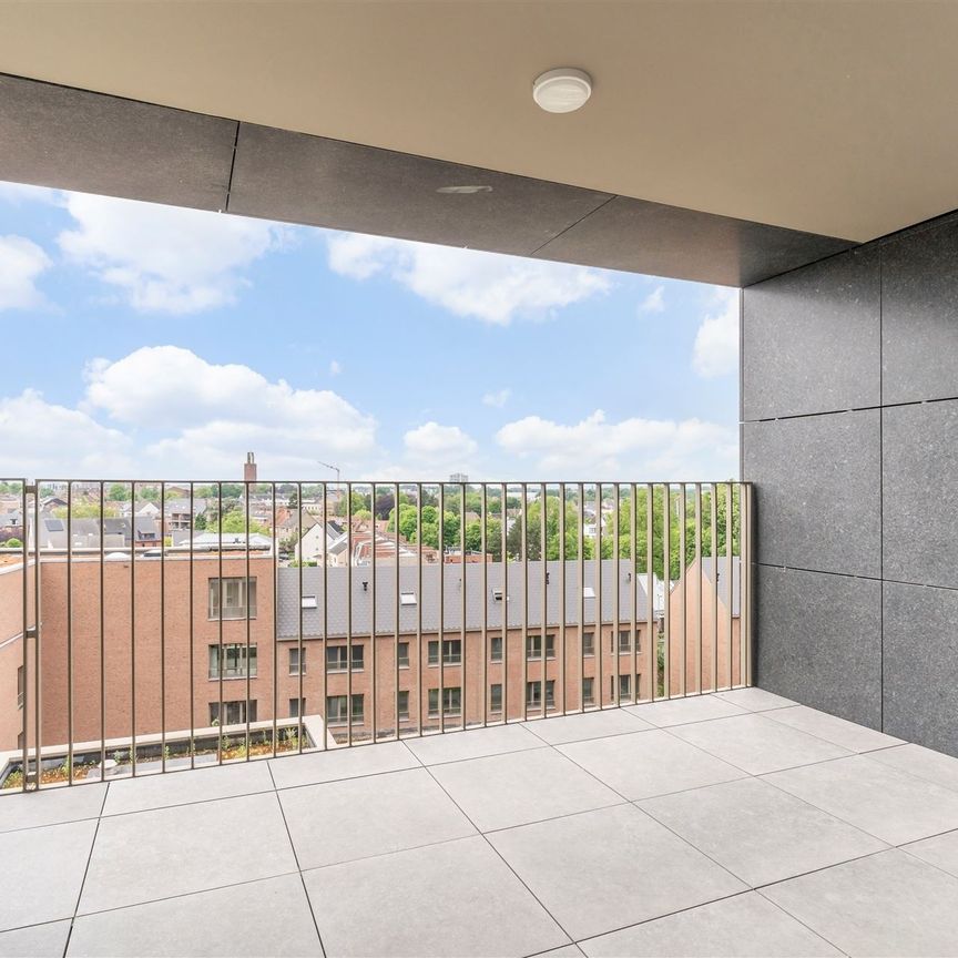 Prachtig appartement met 2 slaapkamers en terras. - Photo 1