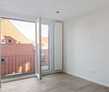 Appartement te huur in Brasschaat voor € 900 met 1 slaapkamer - Photo 3