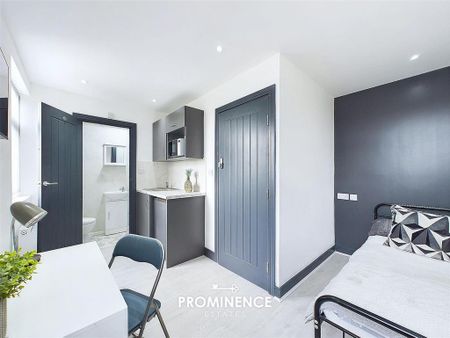 Studio to rent - Photo 3