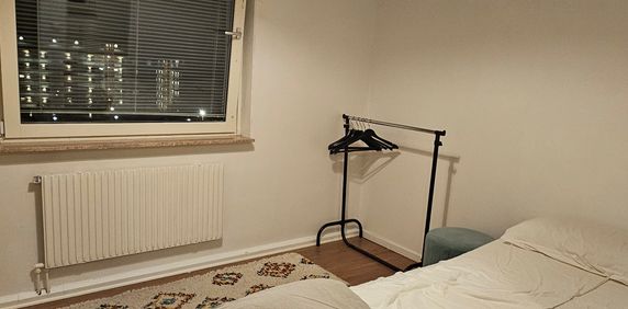 Lofotengatan, Kista - Photo 2