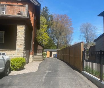 2177 Lakeshore Road #Upper - Photo 6