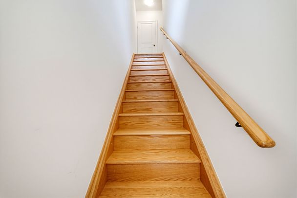 For Lease - 9C Lookout Drive, Clarington, Ontario - Photo 1