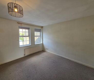 George Street, Hemel Hempstead, HP2 5HJ, Herts - Photo 2