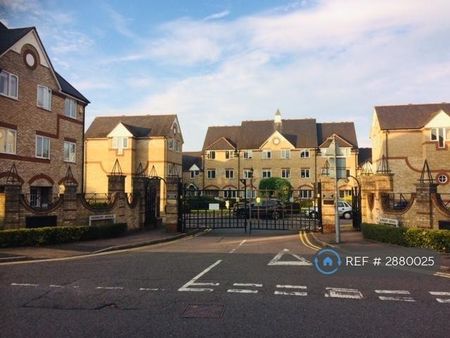 2 bedroom flat to rent - Photo 3