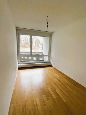 Charming 3-room apartment with sunny balcony in Ittigen - Photo 4