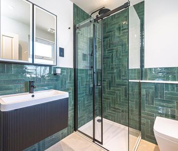 4 bedroom semi-detached house to rent - Photo 6