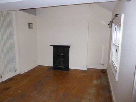 2 Bed Flat, Queens Road, BN1 - Photo 3