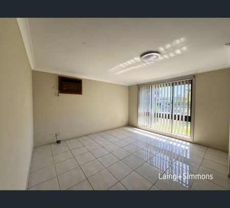 13 Karuah St, Doonside, NSW 2767 - Photo 4