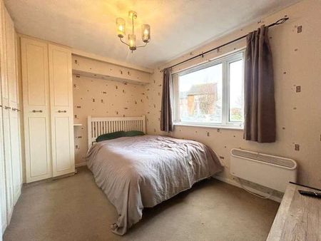 The Spinney, Thornton-cleveleys, FY5 - Photo 2