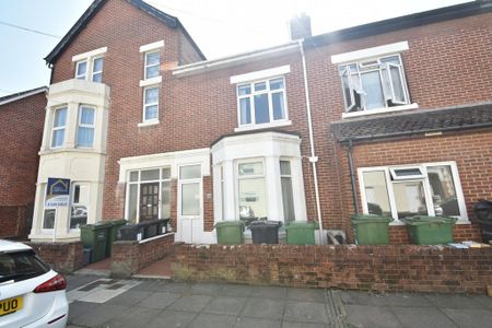 4 bedroom terraced house to rent - Photo 5