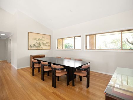 COMMING SOON - Charming Family Home in Peaceful Lugarno - Photo 3