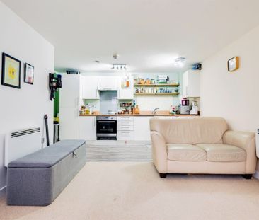 Harding Street, Swindon - Photo 4