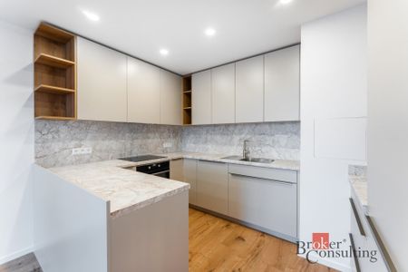 Pronájem bytu 3+kk 67 m², Pomořanská 485, Praha - Photo 4