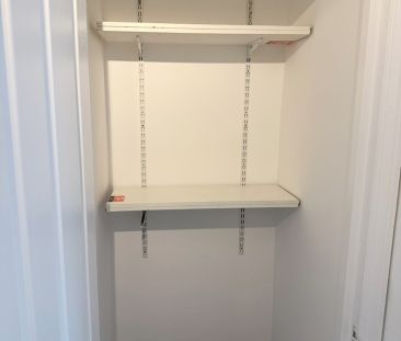 Room in a Shared House, Windrush Road, NW10 - Photo 5