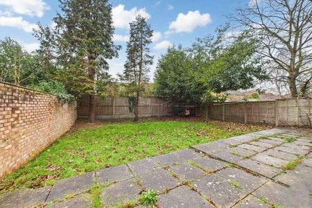 Albert Street, Slough, Berkshire, SL1 - Photo 3