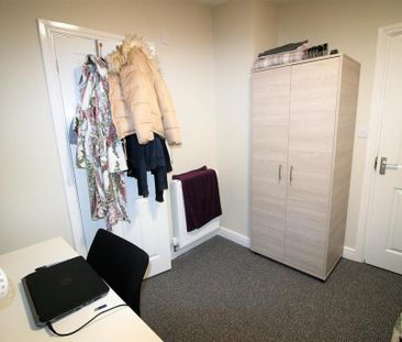 5 bedroom private hall to rent - Photo 6