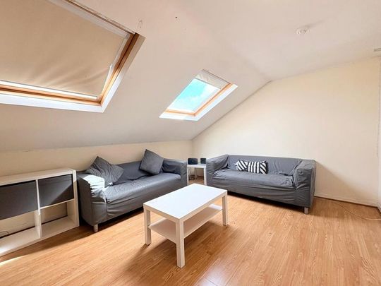 9 bedroom maisonette to rent - Photo 1