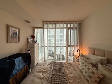 For Lease - 15 Iceboat Terrace Unit# 837, Toronto, Ontario - Photo 4