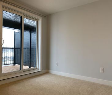 For Lease - 296 Anyolite Private, Barrhaven, Ontario - Photo 2