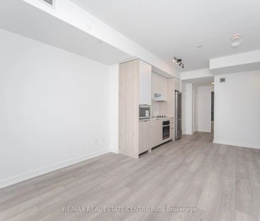 1007 The Queensway #731 - Photo 2