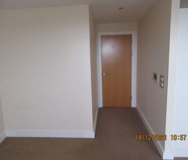 Two Bedroom Flat – Llanelli - Photo 6