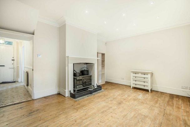 Petersham Road, Petersham, TW10 - Photo 1