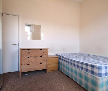 5 bedroom terraced house to rent - Photo 5