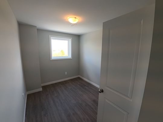 For Lease - 130 Otterbein Road Unit# 110, Kitchener, Ontario - Photo 1