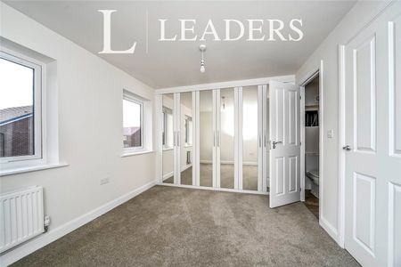 3 bedroom house to rent Four Acre Drive, Houghton Conquest, Bedford, Bedfordshire, MK45 - Photo 5