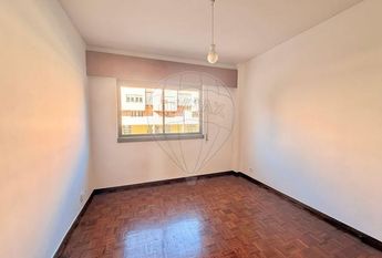 Apartamento T4 em Lisboa