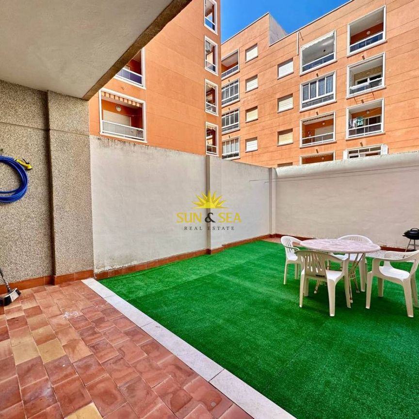 1 BEDROOM APARTMENT - TORREVIEJA CENTER - Photo 1