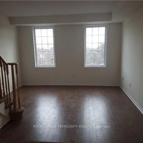 Condo Townhouse For Lease | E9354383 - Photo 1