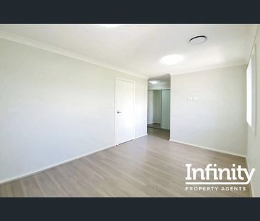 14 LOVAGE GLADE, Rooty Hill, NSW 2766 - Photo 1