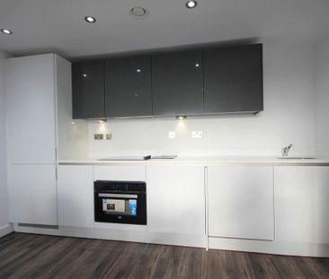 2 bedroom apartment to rent - Photo 3