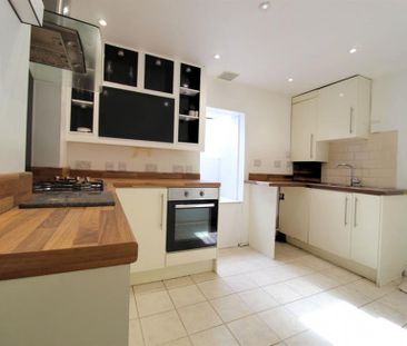 Hapton Place, Stockport - Photo 3