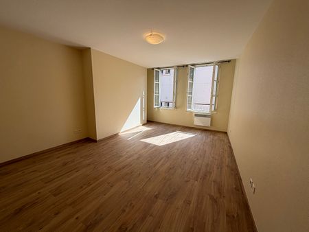 Location Appartement 2 pièces 58m² - Photo 5