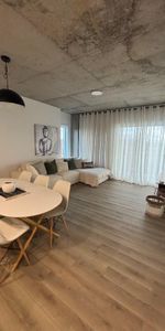 ✨ 3 ½ moderne, dernier étage, très lumineux – Wi-Fi & stationnement intérieur inclus ! - Photo 3