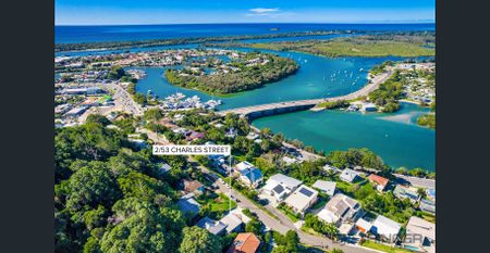 NEWLY RENOVATED DUPLEX WITH SUPERB VIEWS - Photo 4